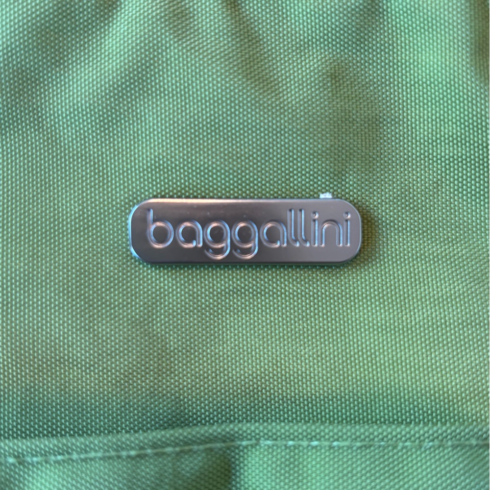 Baggallini Green Nylon Crossbody Bag 3-Piece Set w/ Belt Bag Fanny Pack & Pouche - Picture 11 of 11